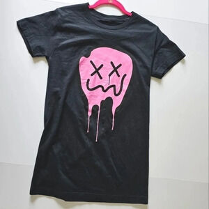 Ocean Current Melting Smiley face graphic tee